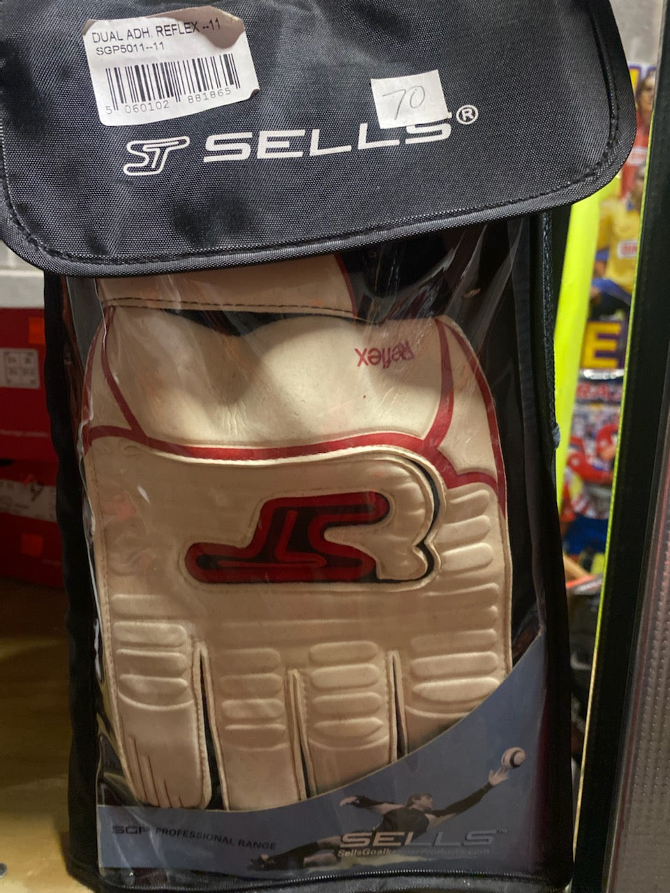 Sells Dual Reflex GK Gloves